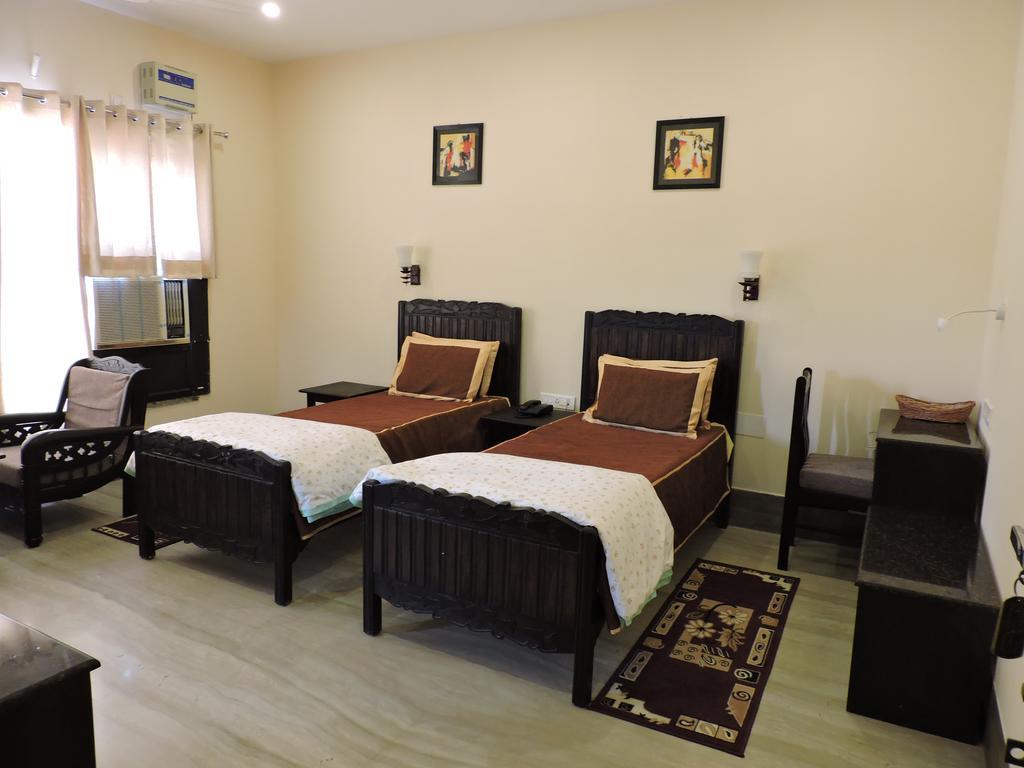 Pearl Of Taj Home Stay Агра Экстерьер фото